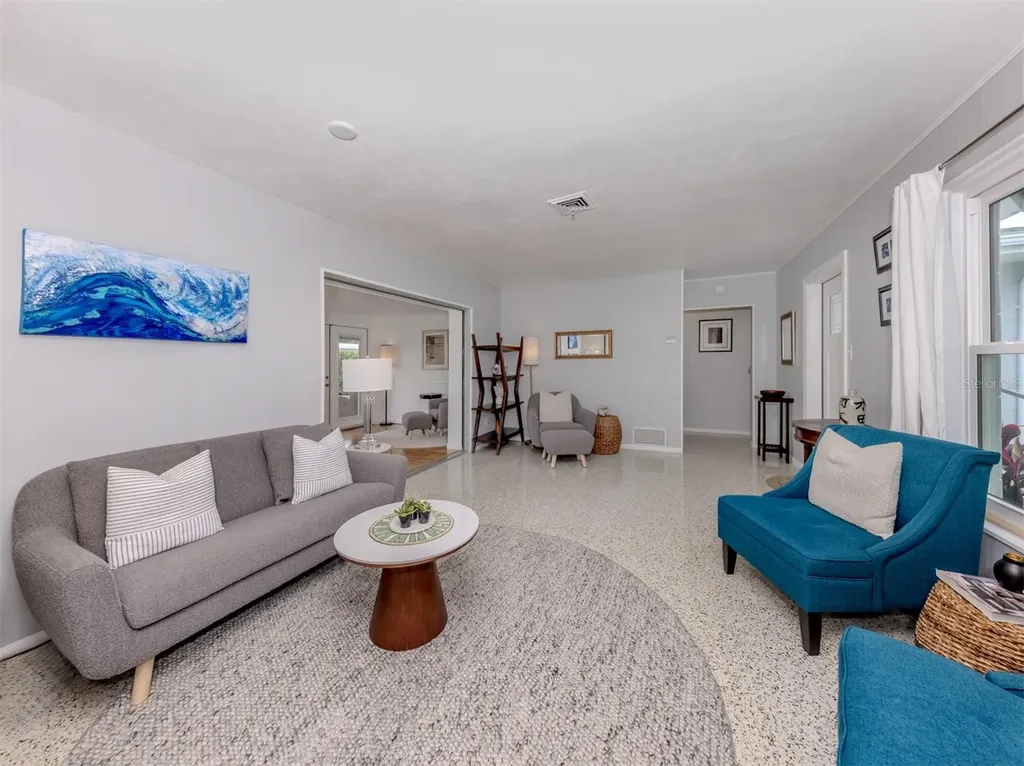 825 Nokomis Avenue S Venice FL 34285