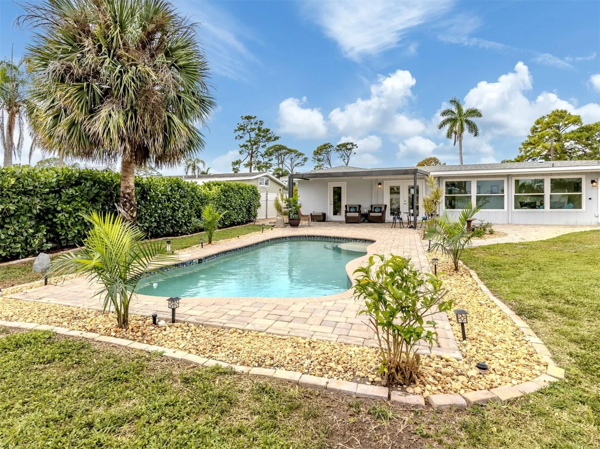 825 Nokomis Avenue S Venice FL 34285