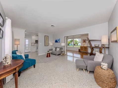 825 Nokomis Avenue S Venice FL 34285