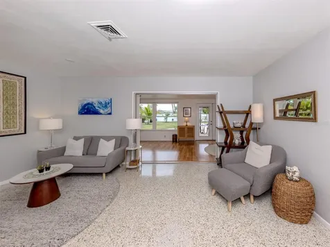825 Nokomis Avenue S Venice FL 34285