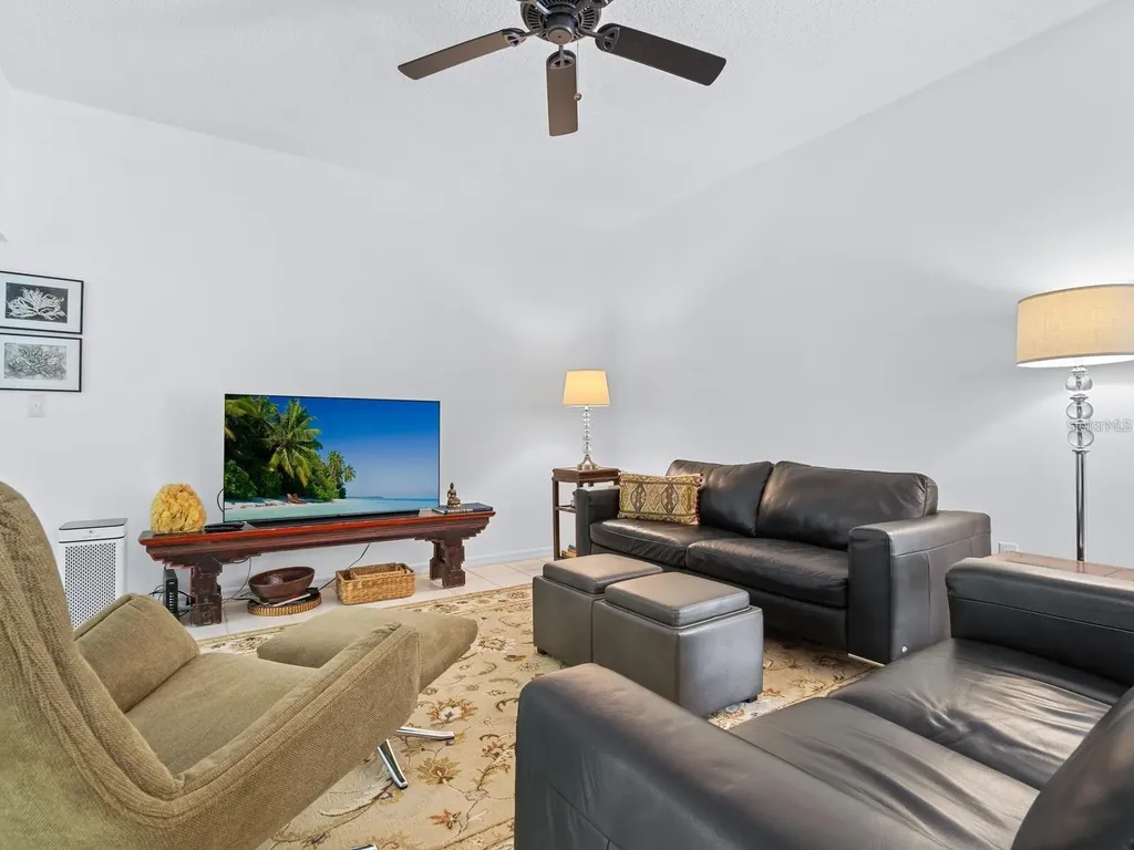 1678 Starling Drive Sarasota FL 34231