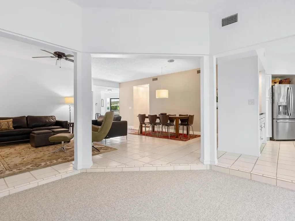 1678 Starling Drive Sarasota FL 34231