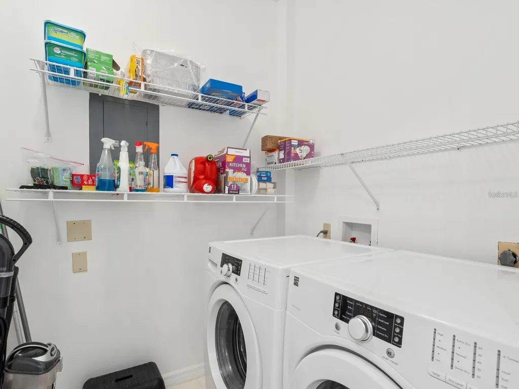 1678 Starling Drive Sarasota FL 34231