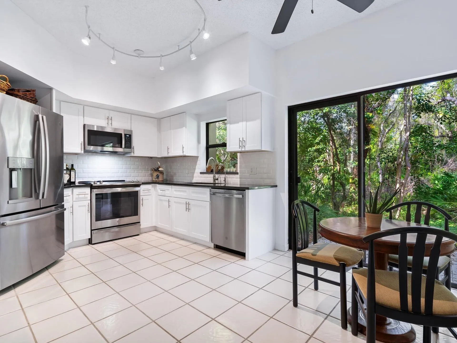 1678 Starling Drive Sarasota FL 34231