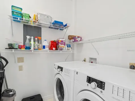 1678 Starling Drive Sarasota FL 34231