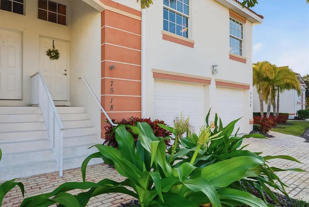 7518 Marsh Orchid Circle Bradenton FL 34203