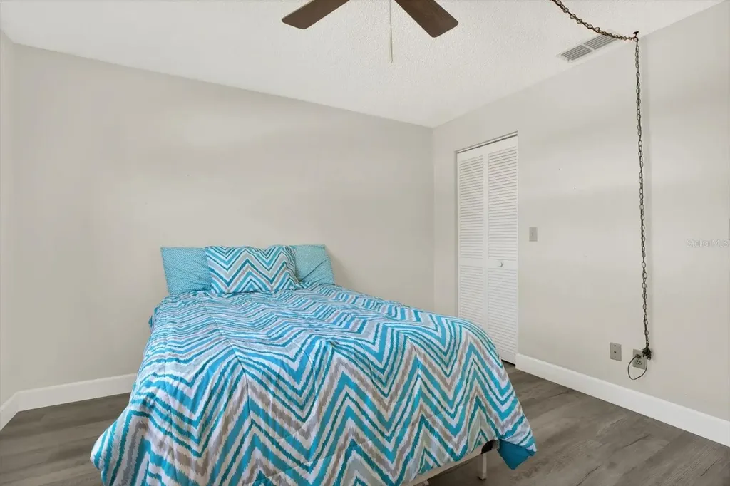 3146 37th Lane S St Petersburg FL 33711
