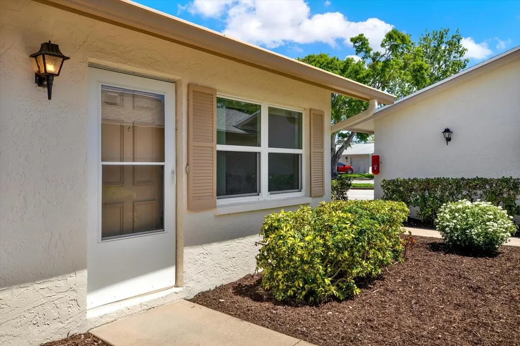 3146 37th Lane S St Petersburg FL 33711