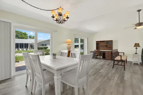 3146 37th Lane S St Petersburg FL 33711
