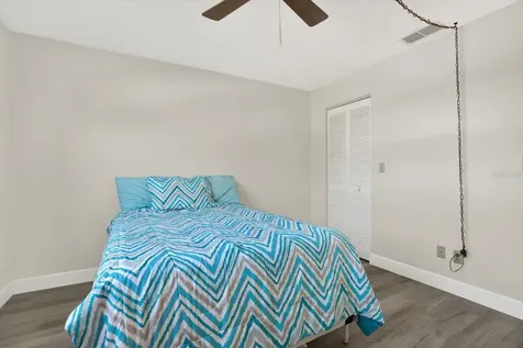 3146 37th Lane S St Petersburg FL 33711