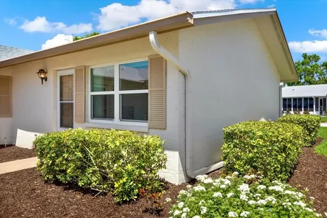 3146 37th Lane S St Petersburg FL 33711