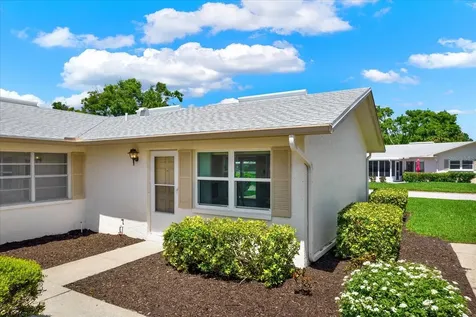3146 37th Lane S St Petersburg FL 33711