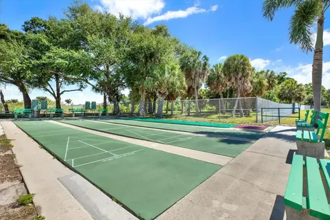 3146 37th Lane S St Petersburg FL 33711
