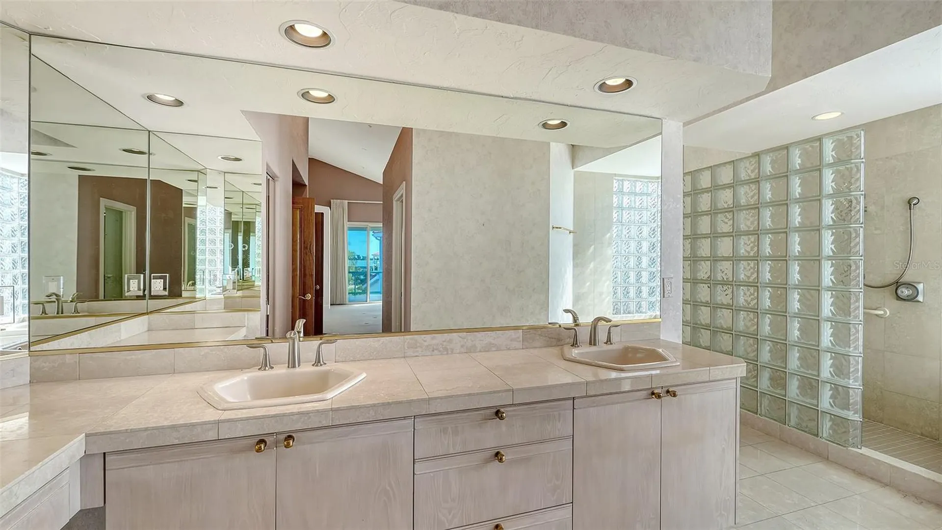 350 Gulf Of Mexico Drive Longboat Key FL 34228
