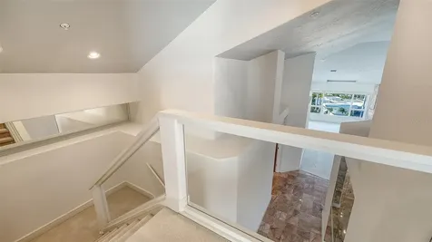 350 Gulf Of Mexico Drive Longboat Key FL 34228