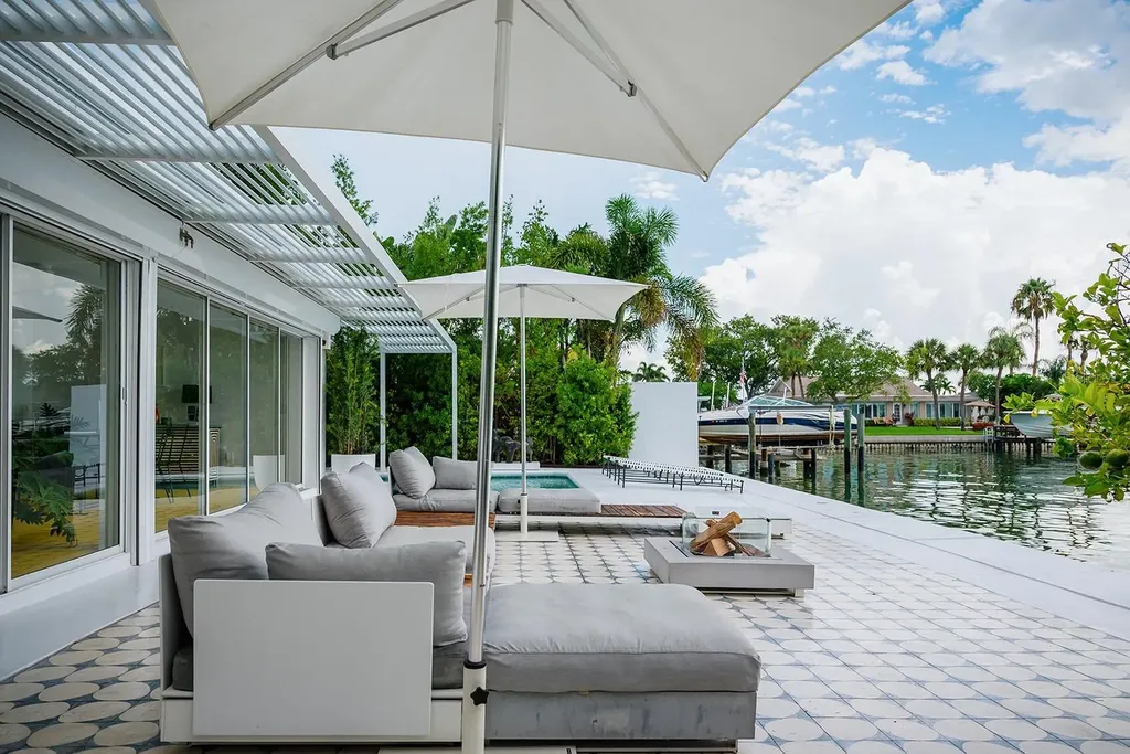 440 64th Avenue St Pete Beach FL 33706