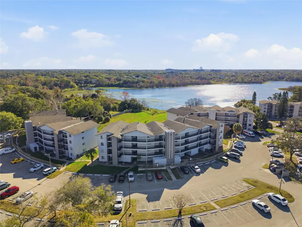 1064 Lotus Parkway Altamonte Springs FL 32714