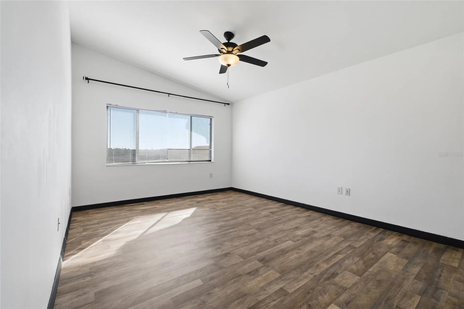 1064 Lotus Parkway Altamonte Springs FL 32714