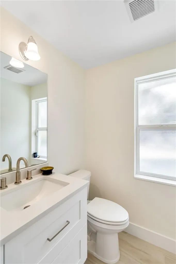 5107 Saint Albans Avenue Sarasota FL 34242
