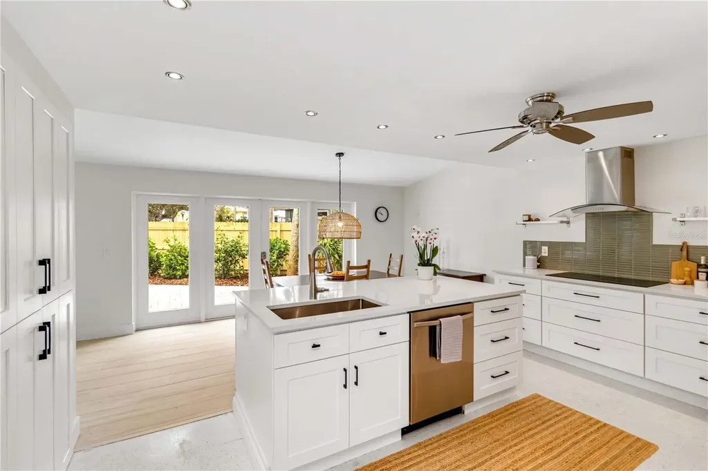 5107 Saint Albans Avenue Sarasota FL 34242