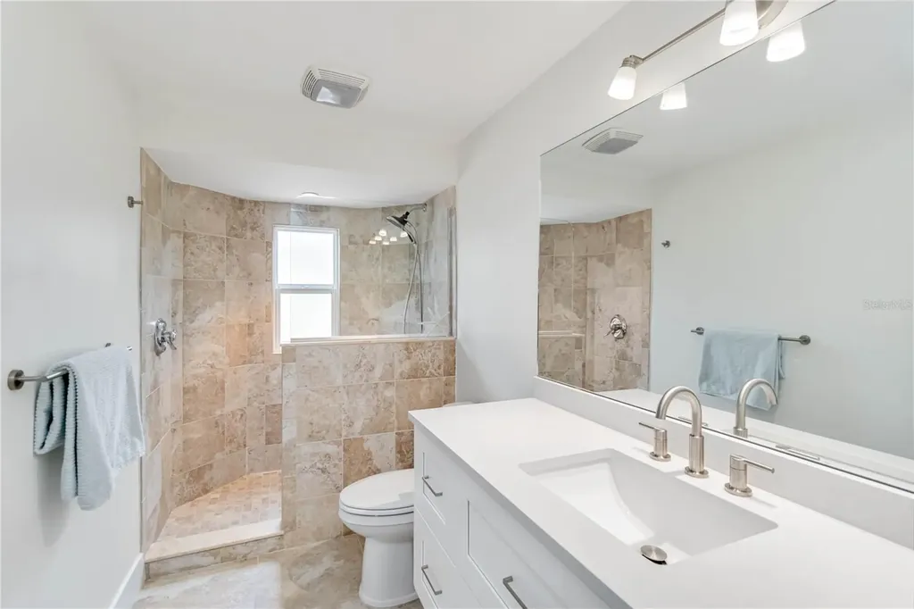 5107 Saint Albans Avenue Sarasota FL 34242
