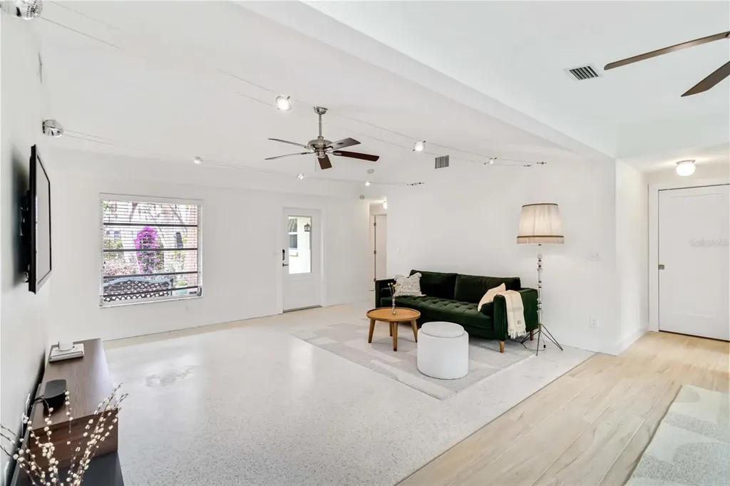 5107 Saint Albans Avenue Sarasota FL 34242