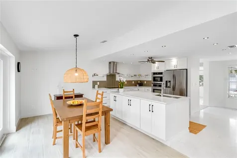 5107 Saint Albans Avenue Sarasota FL 34242