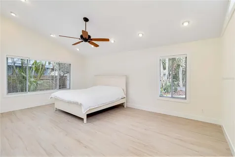 5107 Saint Albans Avenue Sarasota FL 34242