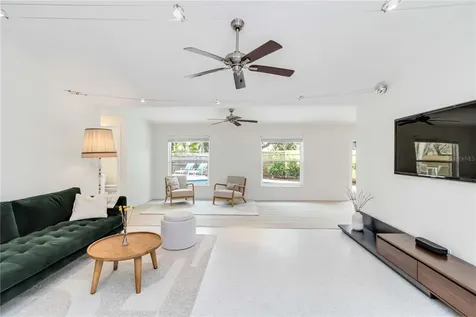 5107 Saint Albans Avenue Sarasota FL 34242
