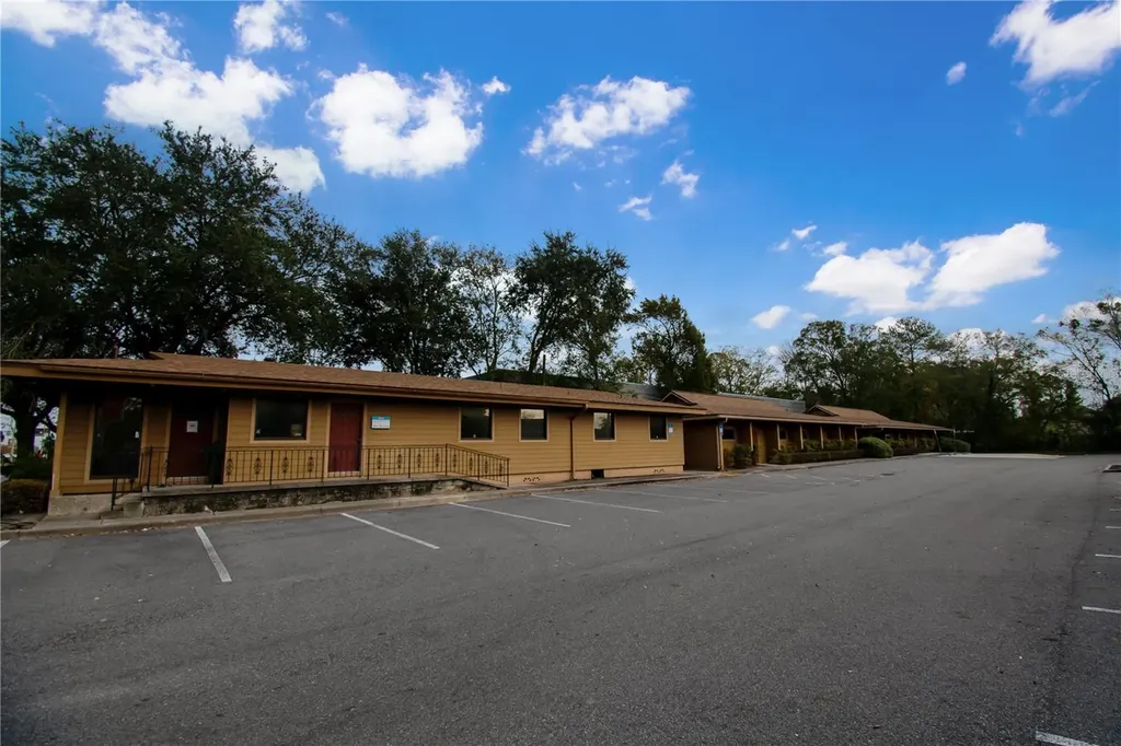 949 Lane Avenue S Jacksonville FL 32205