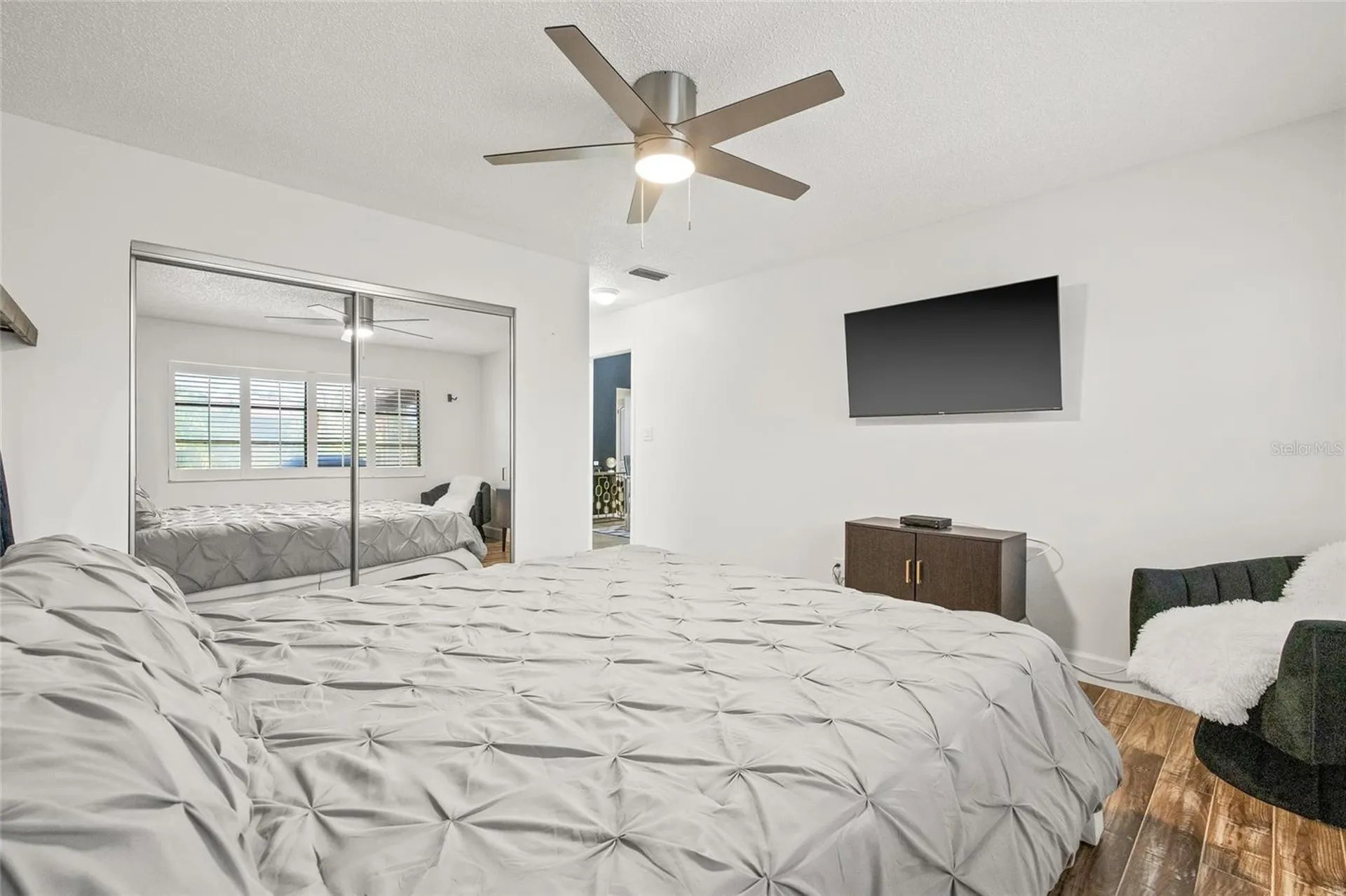 9677 86th Avenue Seminole FL 33777