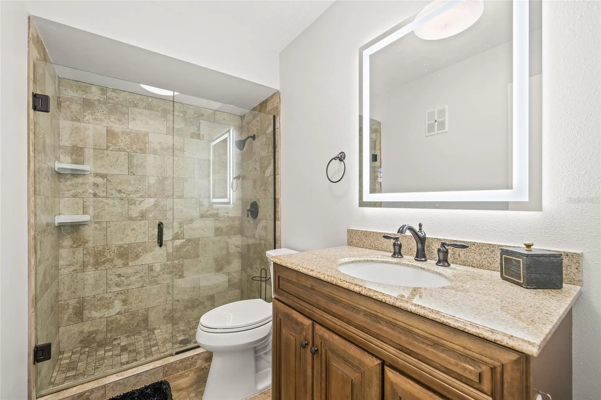 9677 86th Avenue Seminole FL 33777