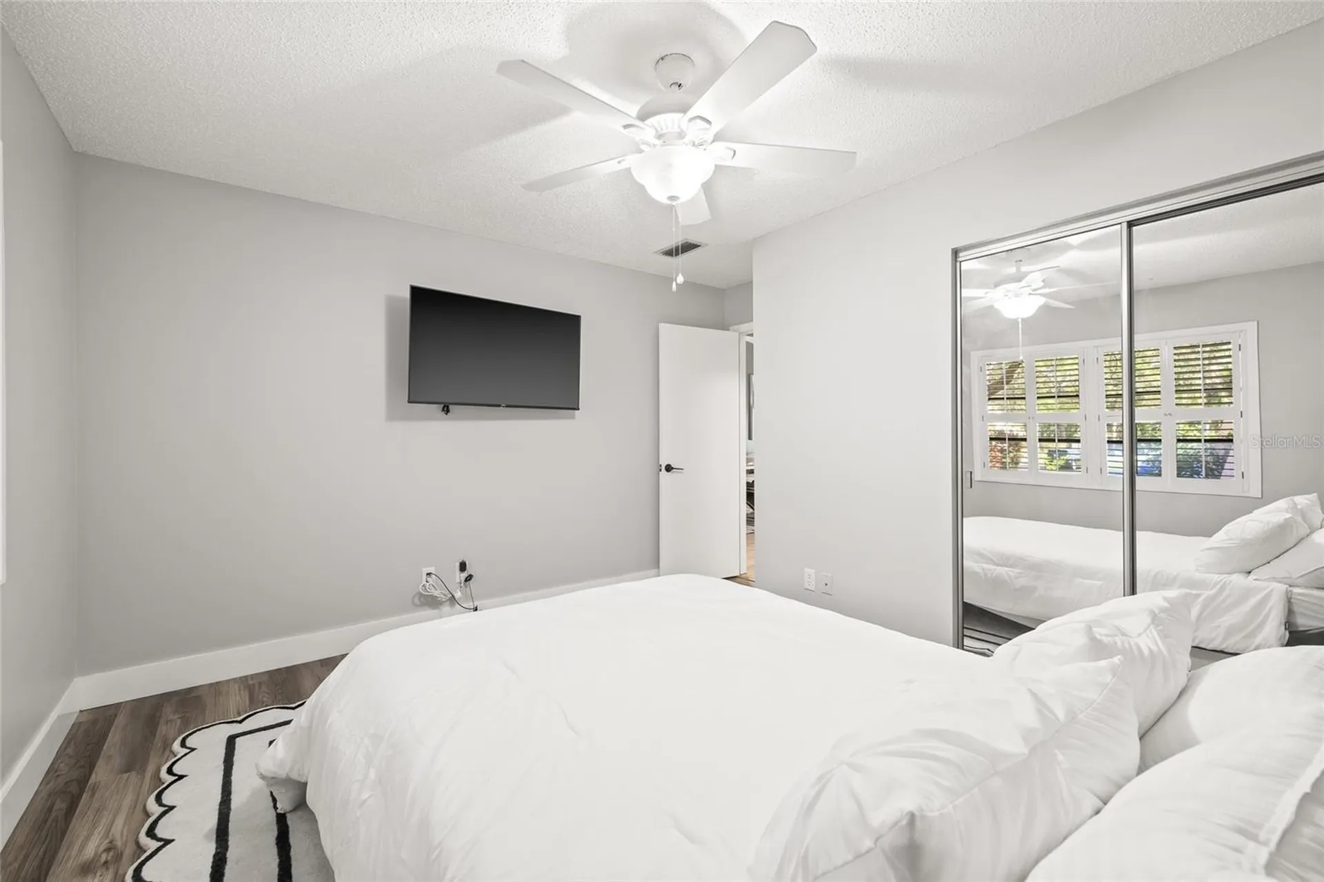 9677 86th Avenue Seminole FL 33777
