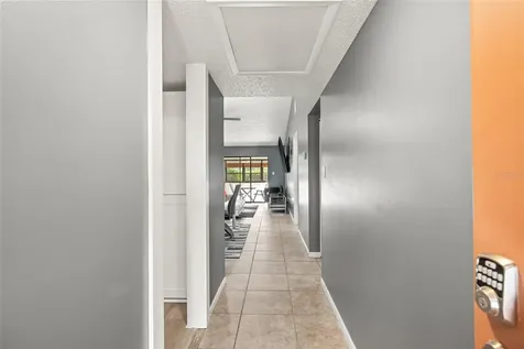 9677 86th Avenue Seminole FL 33777