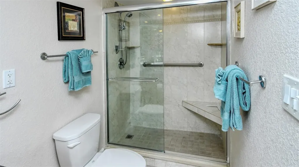 1125 W Peppertree Drive Sarasota FL 34242