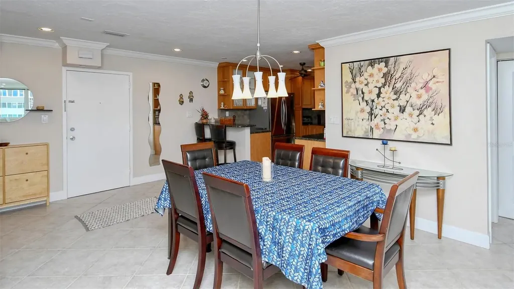 1125 W Peppertree Drive Sarasota FL 34242