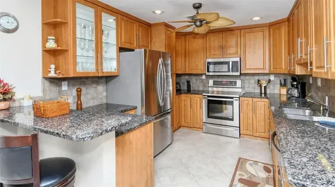 1125 W Peppertree Drive Sarasota FL 34242