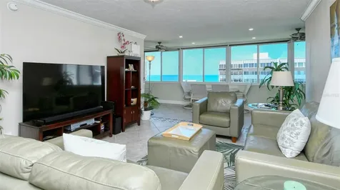 1125 W Peppertree Drive Sarasota FL 34242