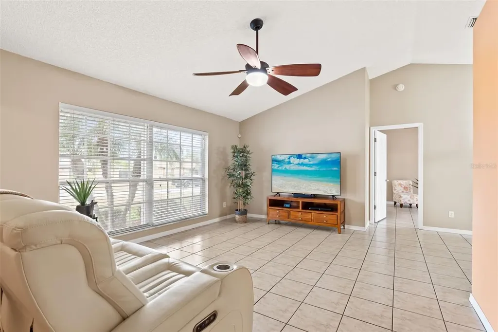 218 Evergreen Street NE Palm Bay FL 32907