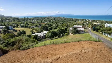 583 Calle 16 Vieques PR 00765