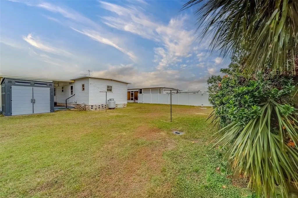 35204 Ada Avenue Zephyrhills FL 33541