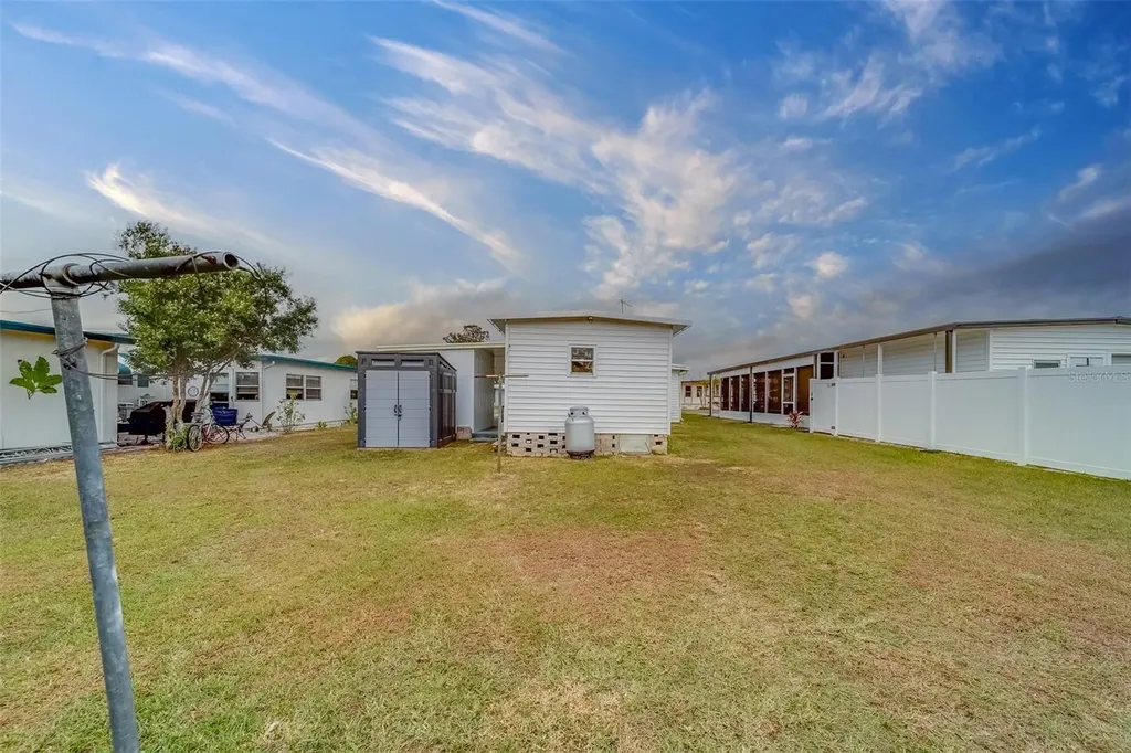 35204 Ada Avenue Zephyrhills FL 33541