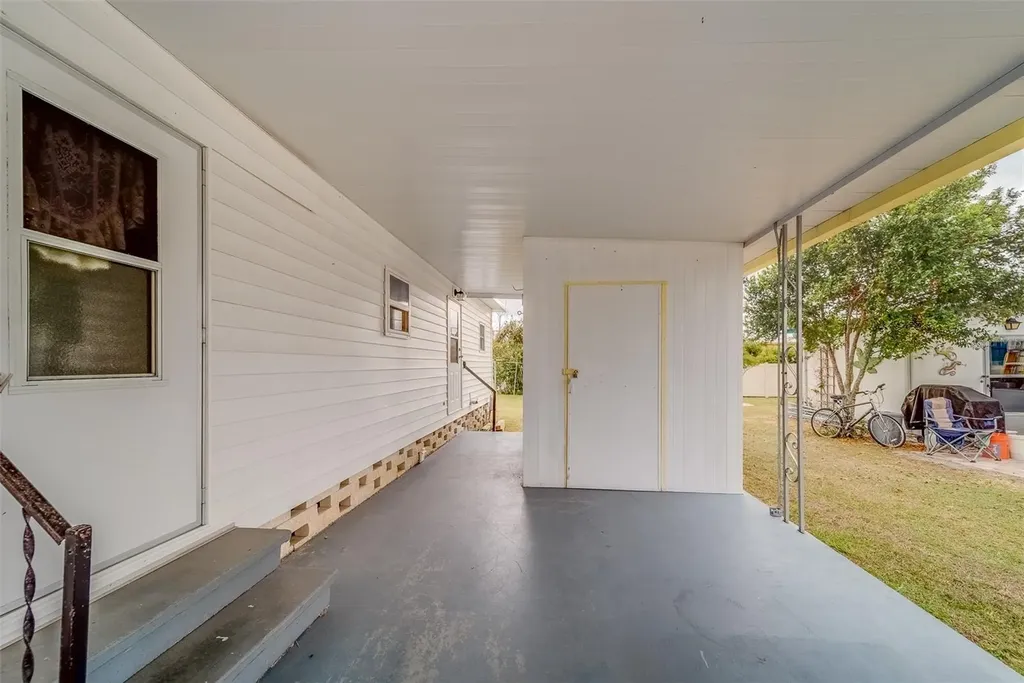 35204 Ada Avenue Zephyrhills FL 33541