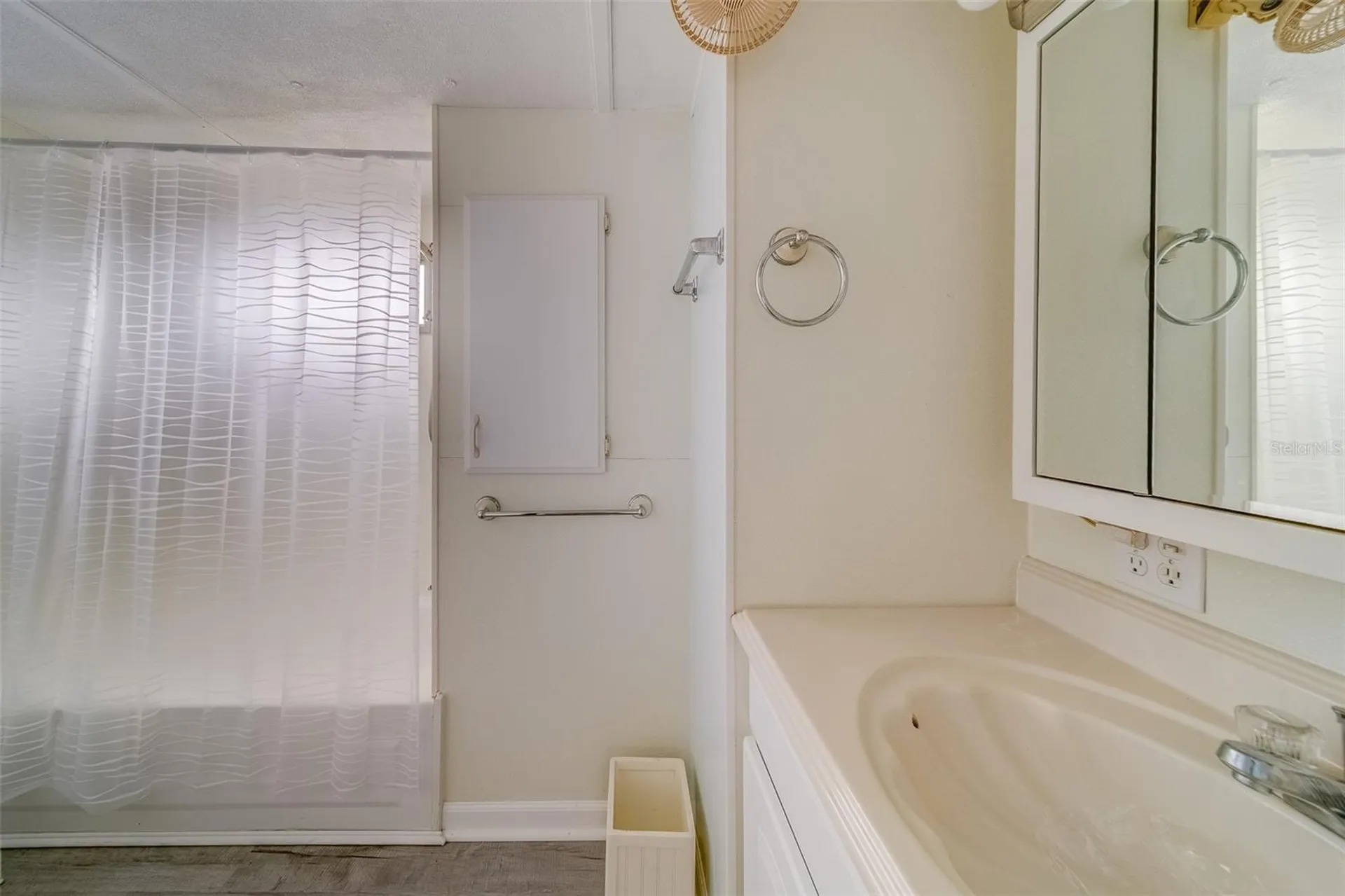 35204 Ada Avenue Zephyrhills FL 33541
