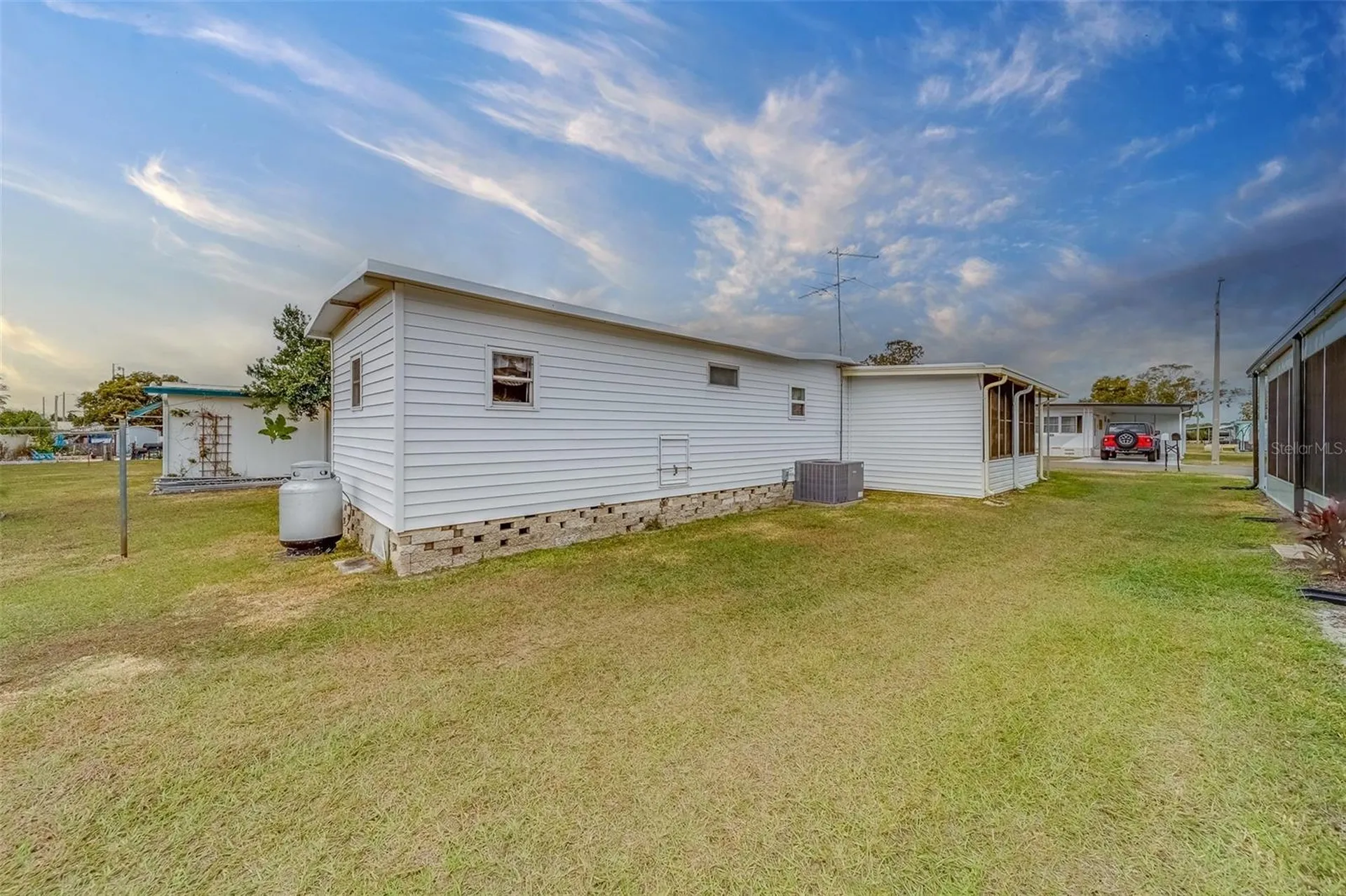35204 Ada Avenue Zephyrhills FL 33541