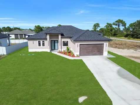 3402 15th Street SW Lehigh Acres FL 33976
