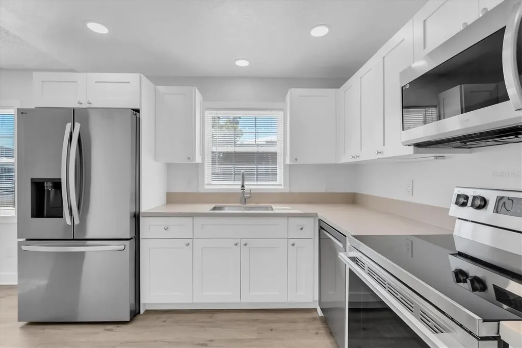 1275 85th Avenue N St Petersburg FL 33702