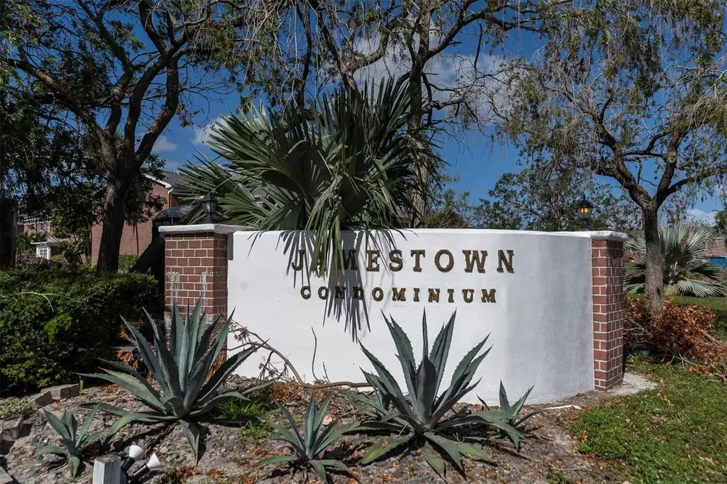 1275 85th Avenue N St Petersburg FL 33702