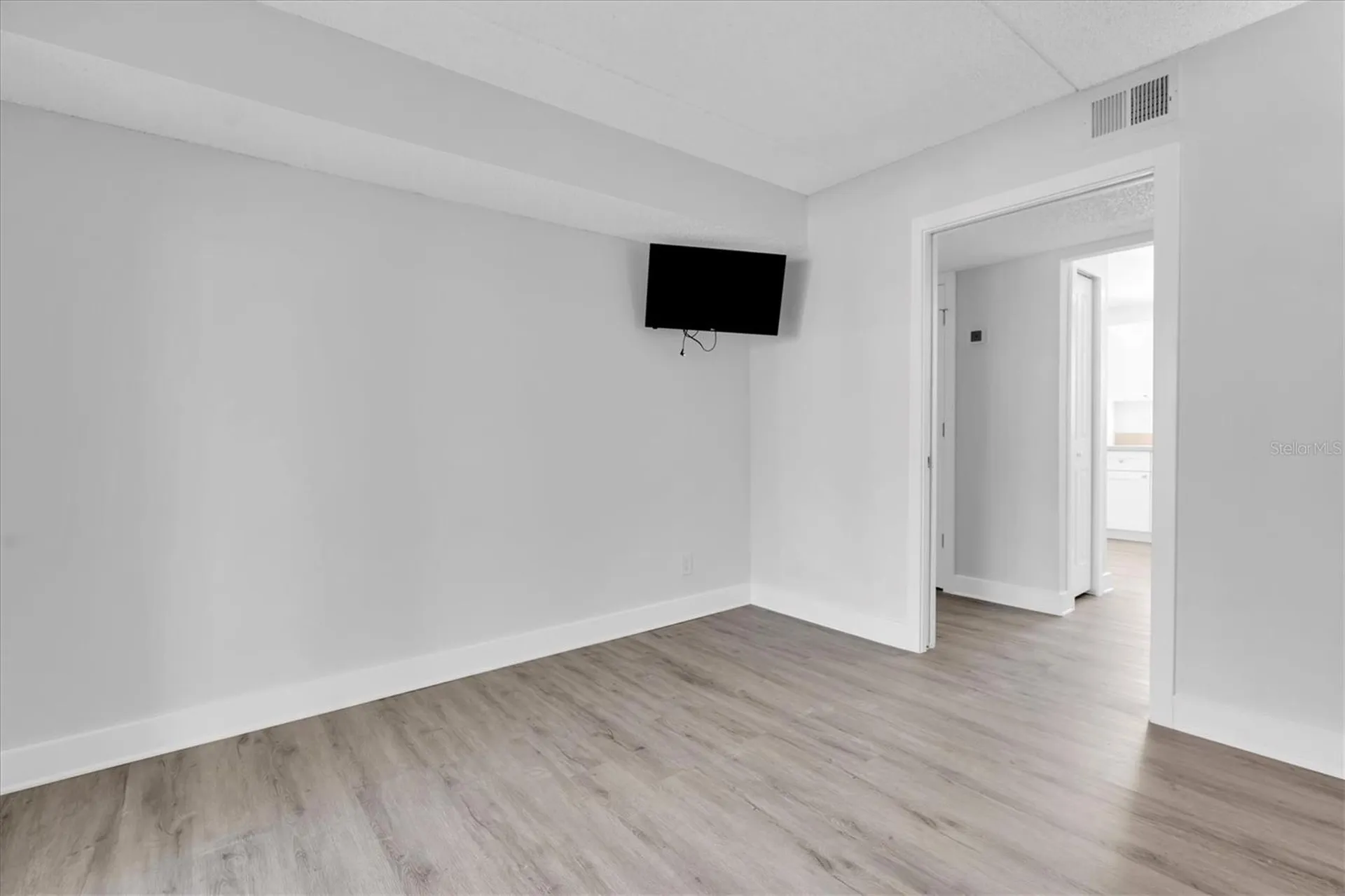 1275 85th Avenue N St Petersburg FL 33702