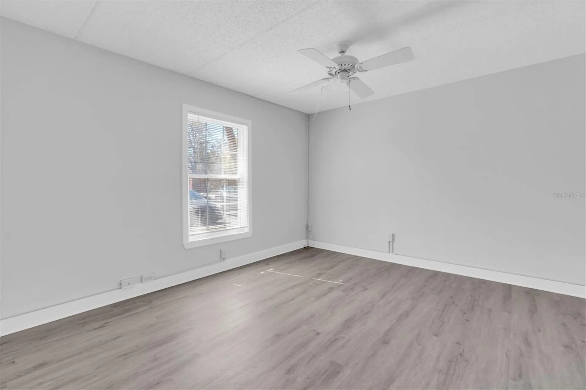 1275 85th Avenue N St Petersburg FL 33702